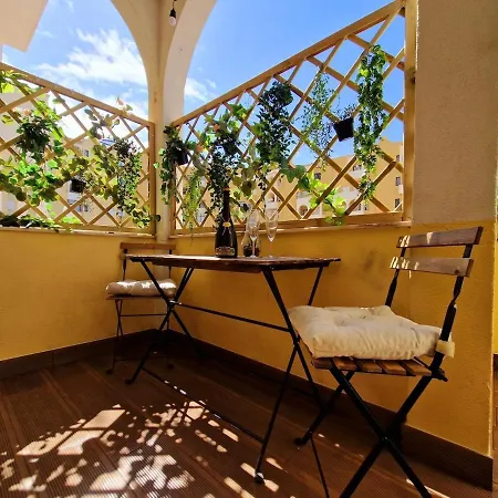 Santos Patio By The Beach-garage Parking דירה פורטימאו